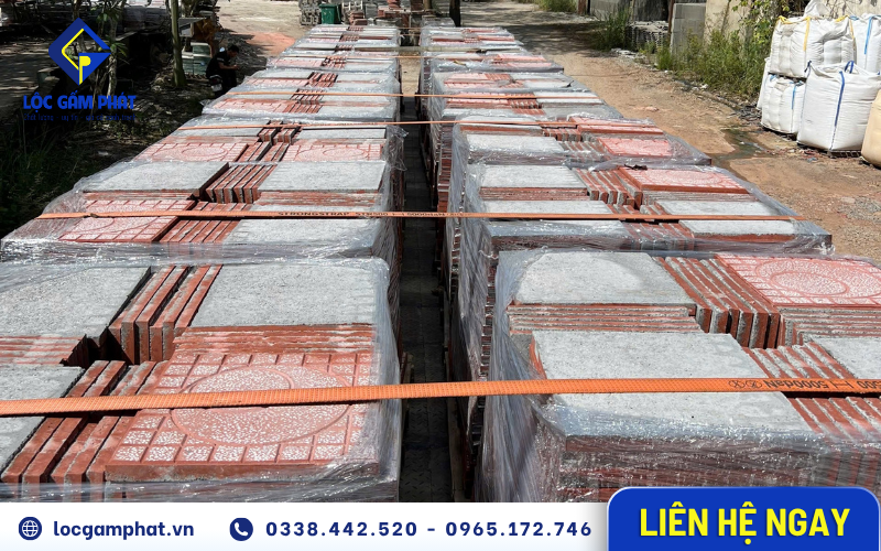 Lộc Gấm Phát cung cấp các dòng sản phẩm đạt chuẩn mác, đảm bảo tuổi thọ gạch bền bỉ